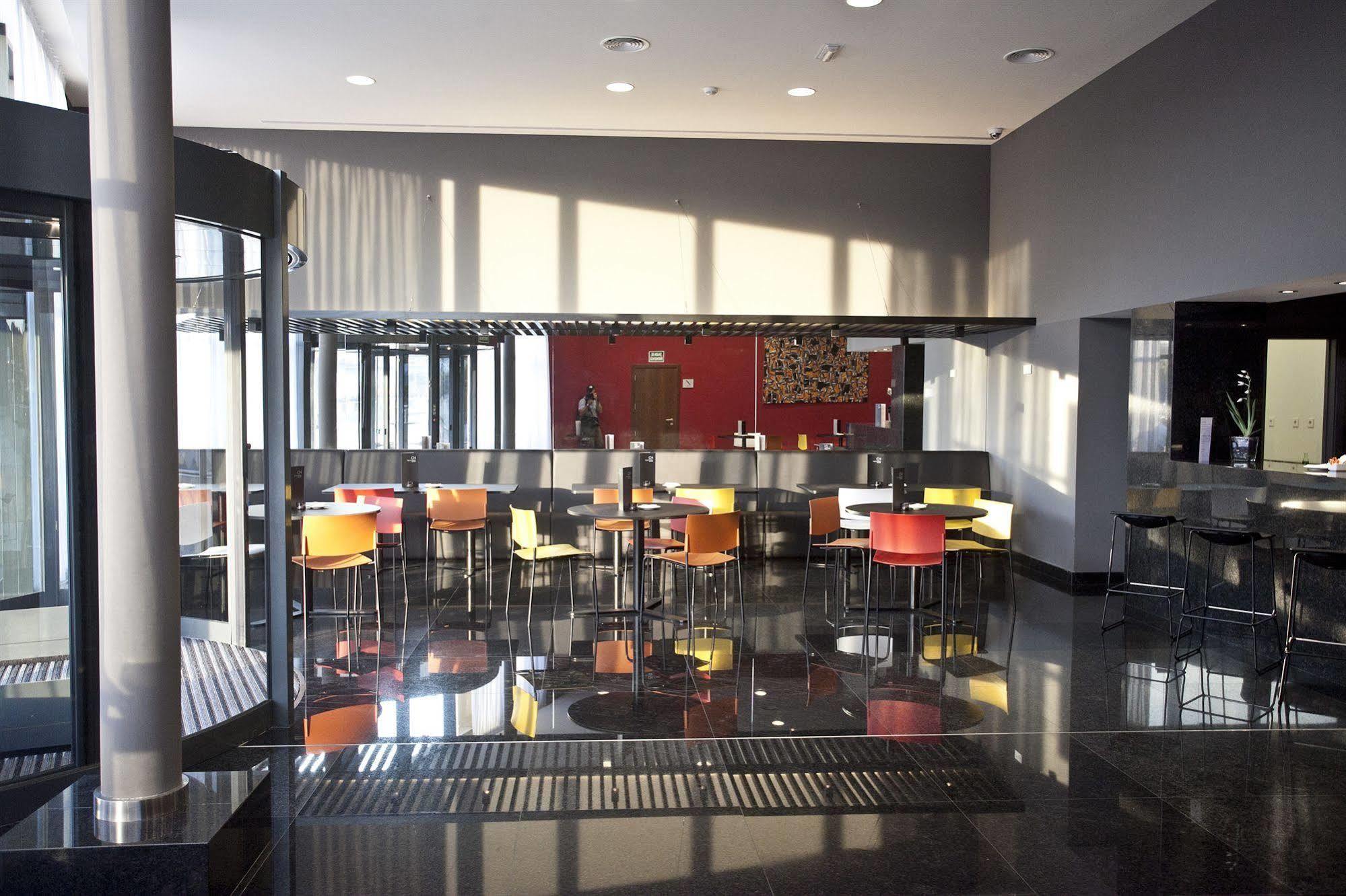 Hotel Carris Marineda La Coruña Eksteriør bilde