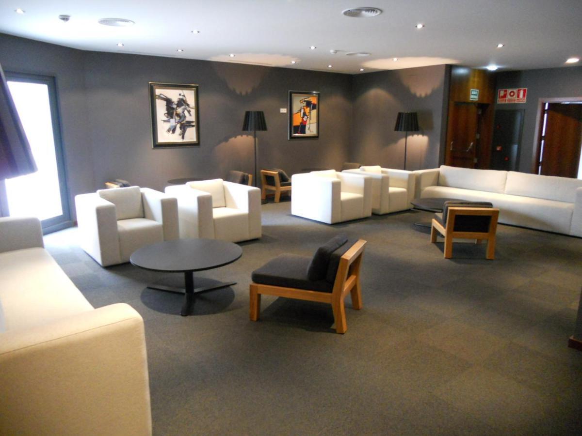 Hotel Carris Marineda La Coruña Eksteriør bilde