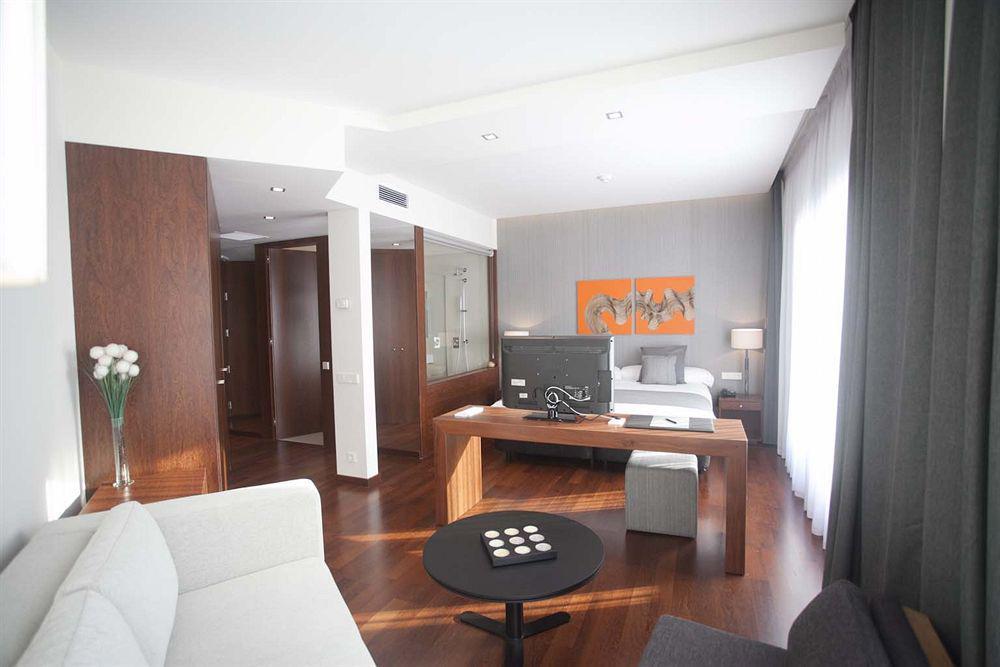 Hotel Carris Marineda La Coruña Eksteriør bilde